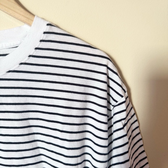 Abercrombie & Finch Essential Easy Tee - Bundle of Three - Picture 14 of 16